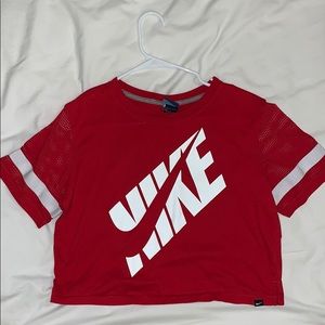 RED NIKE CROP TOP